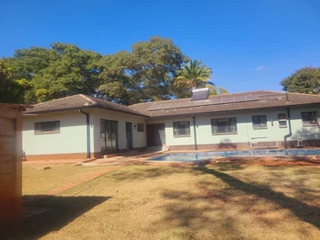 5 Bedroom House