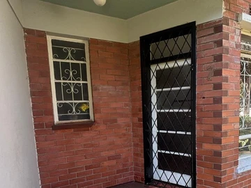 2 Bedroom Garden Flat