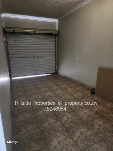 3bedroom apartment Newlands 