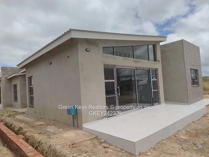 Arlington 5-Bed Home — Modern Finishes & Freestanding Tub