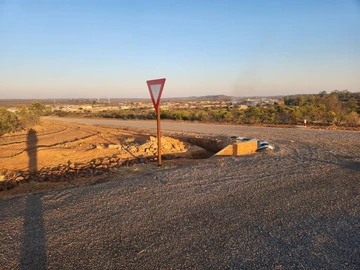 Stands & Residential Land