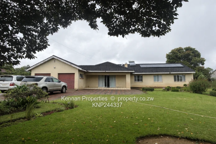 Neat 4 Bedroom Family Home on Spacious Stand (Sole Mandate)