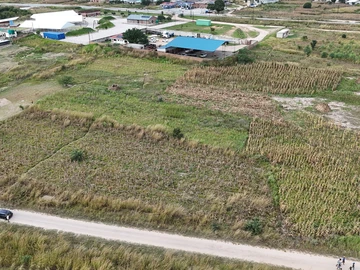 Commercial & Industrial Land