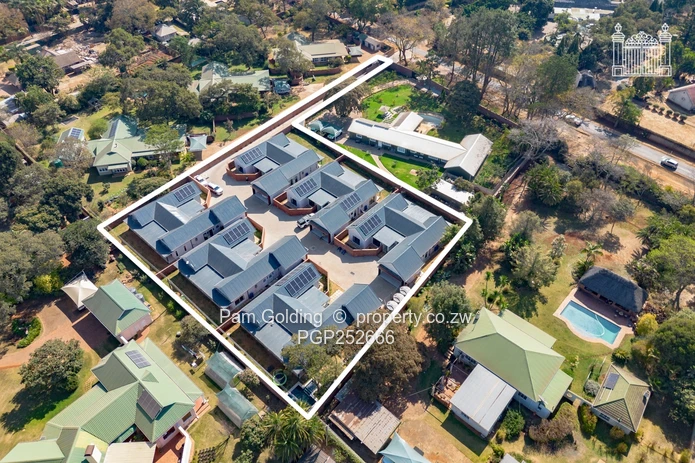 Outstanding Brand New Townhouse