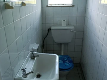 3 Bedroom Flat & Apartment