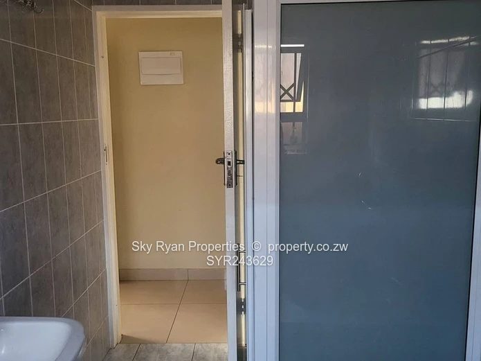 Aspindale Park House To Let