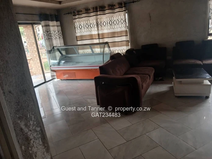 Modern 4-Bedroom House in Cherutombo Extension near Marondera