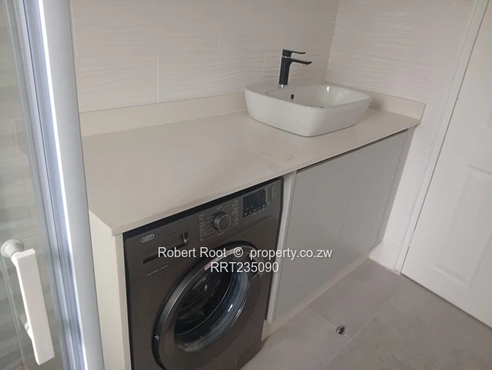 3 Bed Cluster apartment For Rent