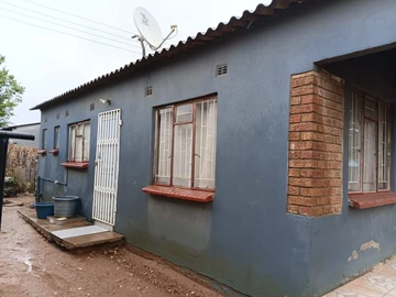 5 Bedroom Townhouse Complex