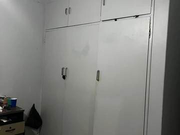 2 Bedroom Flat & Apartment