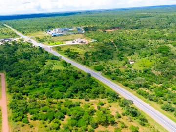 Commercial & Industrial Land