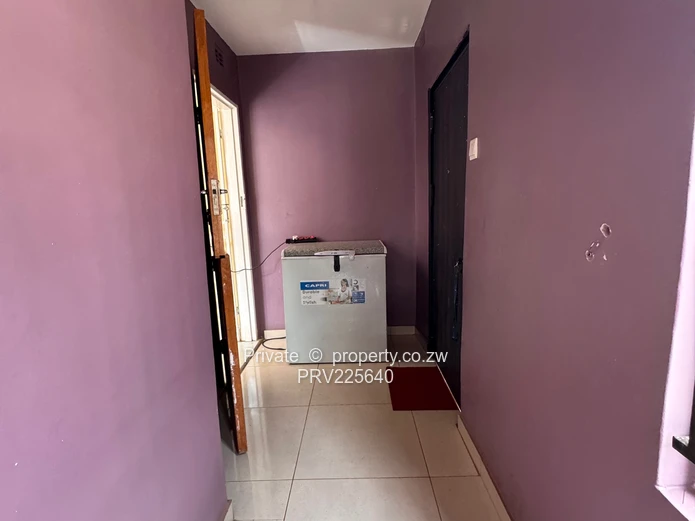 Neat fully furnished 4 bedroomed cottage to rent in Pomona (Sole Mandate)