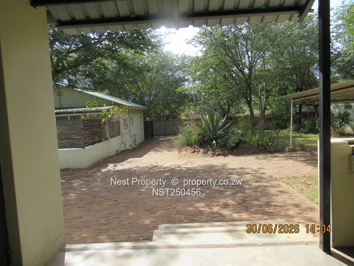 Family Home For Sale In Victoria Falls