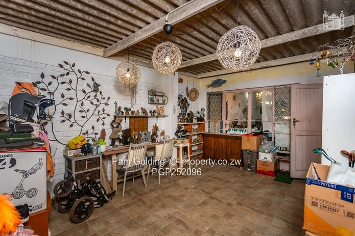 Charming 3 Bedroom Cottage/Garden Flat for Sale (Sole Mandate)
