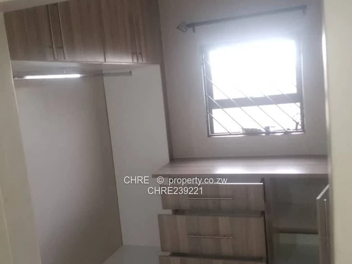 Manresa House To Let (Sole Mandate)