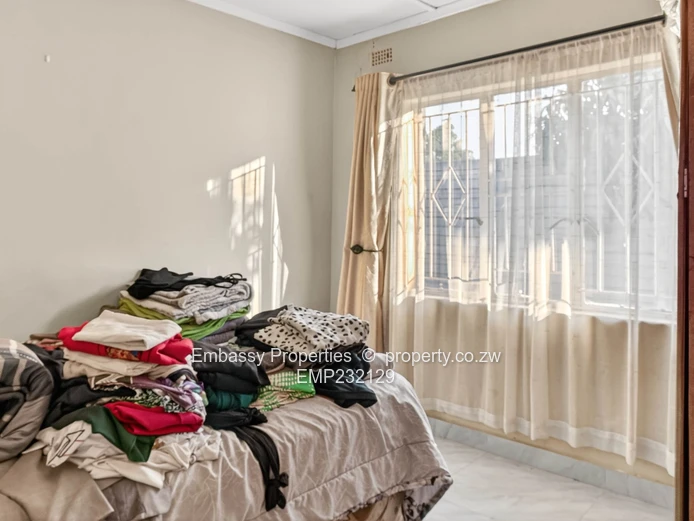 Tynwald North Neat For Bedroomed House