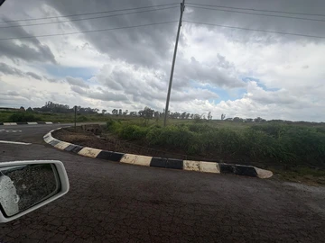 Commercial & Industrial Land