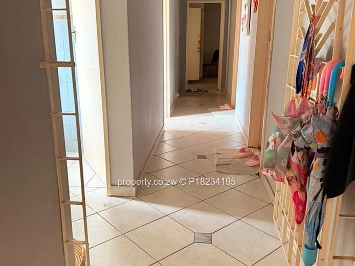 Executive 4 bedroom double story home 