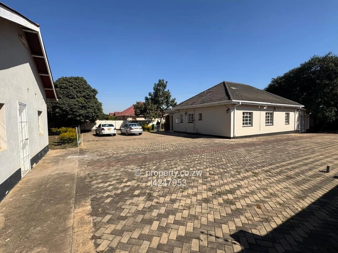 Eastlea house for Rent as offices 