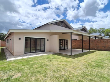 3 Bedroom Townhouse Complex