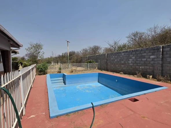 Farm & Agricultural Land