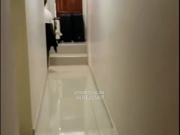  Neat n spacious 2beds self-contained CLUSTER APARTMENT PREF SINGLE PEOPLE SHARING