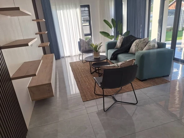 8 Unit Townhouse Complex