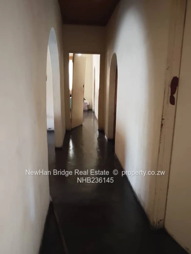 Norton 4-Bed Home with Gated Yard & Mango Trees