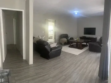 4 Bedroom Garden Flat