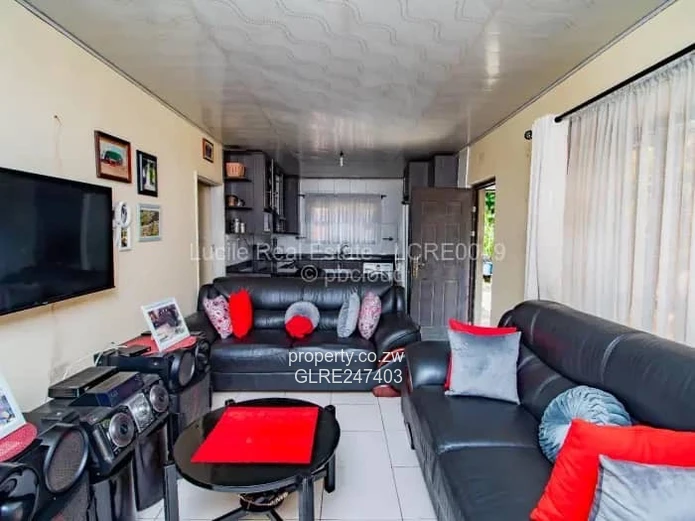 Greendale 4-Bed Home with Borehole & Lush Garden
