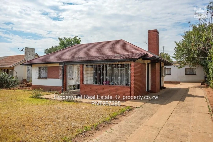 Solid neat family home!!!