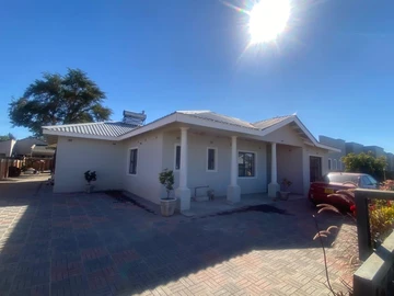 5 Bedroom House