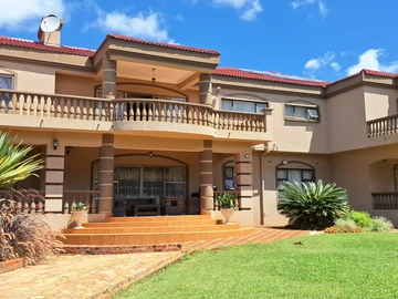 HELENSVALE $1.8m