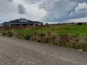 Stands & Residential Land