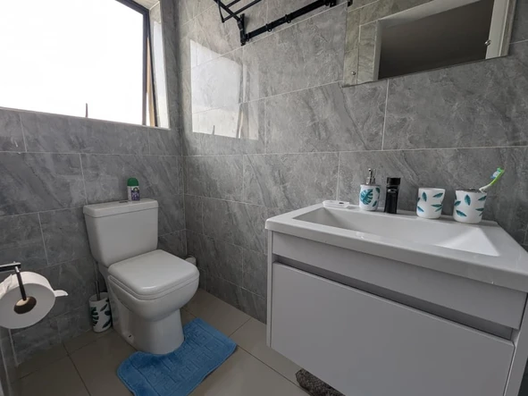 3 Bedroom Flat & Apartment