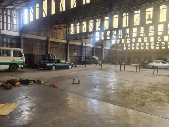 Warehouse & Factory