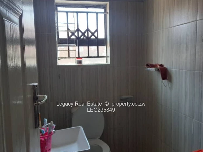  A brilliant opportunity for anyone looking to establish a guest lodge, Airbnb or  good ROI