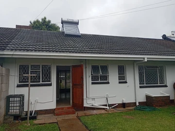 2 Bedroom Garden Flat