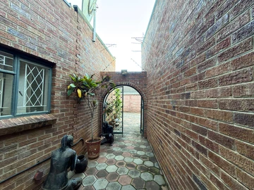 3 Bedroom Garden Flat