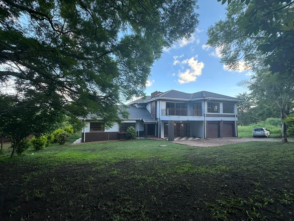 Beautiful 4 Bed Double Storey Family Home