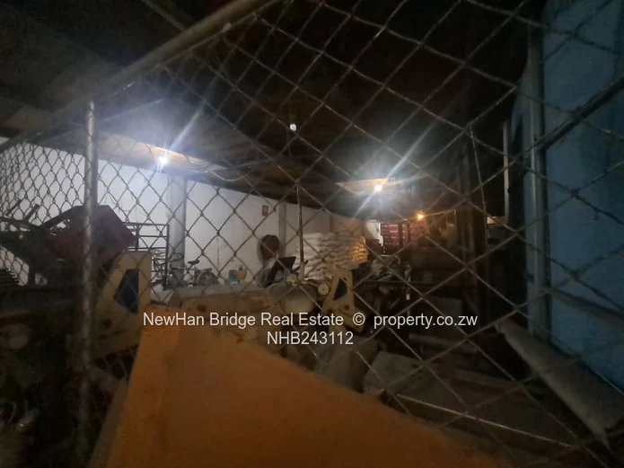 Willowvale Factory-Warehouse on 223m² Walled Site (Sole Mandate)