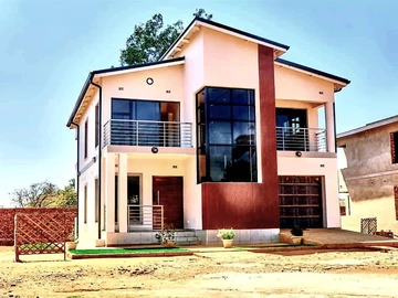 18 Unit Townhouse Complex
