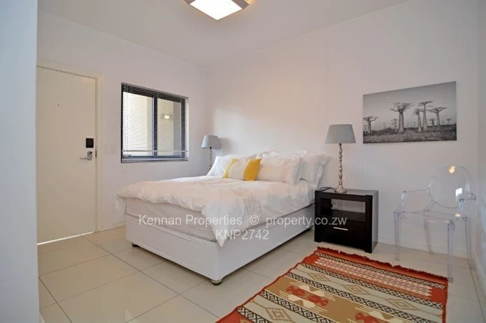 Luxurious upmarket hotel living apartment in Sandton, Johannesburg (Sole Mandate)