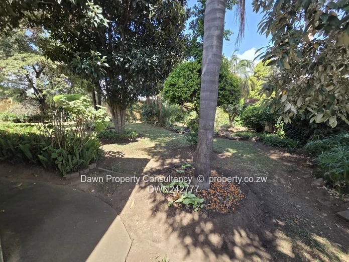 Spacious 5-bedroom home on 2200sqm, perfect for families seeking comfort and convenience.