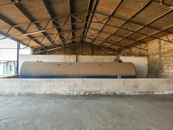 Willowvale Commercial: 5,000m² Site, 1,000m² Warehouse & Borehole