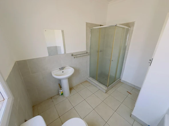 3 Bedroom Garden Flat