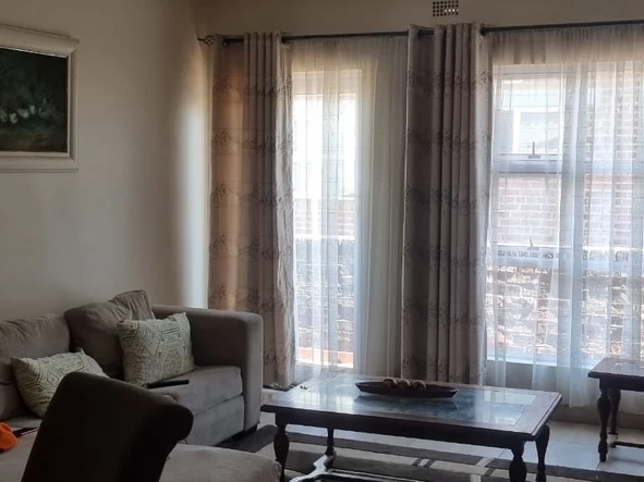3 Bedroom Flat & Apartment