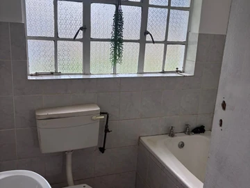 2 Bedroom Garden Flat