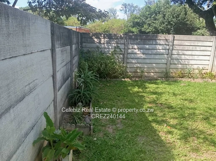 Chadcombe garden flat for sale