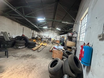 Warehouse & Factory